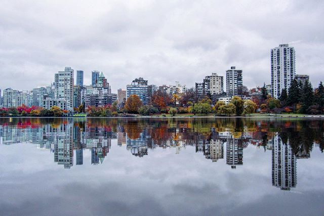 Vancouver-British Columbia-Photography-Photo-Photograph-Mirror-Reflection-Lake