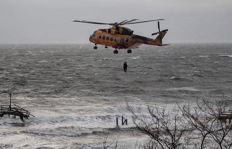 49528712_406021030167800_3406856325967205639_n