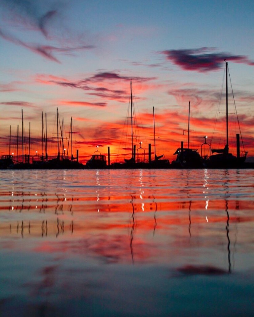 crescent-beach-sunset-wards marina-